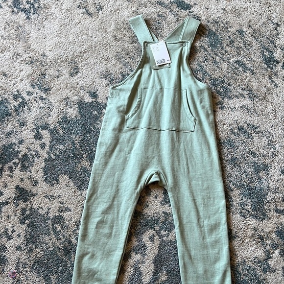 NEW Cotton Overalls for toddlers size 3-4 yrs - Picture 2 of 3